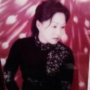 家里養7紋鯉吉利嗎：關于家中飼養七紋鯉是否吉利的問題需結合傳統文化與現實考量進行分析