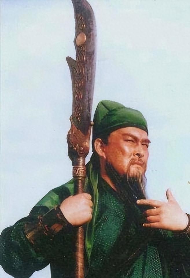關(guān)刀圖片：“關(guān)刀圖片”聚焦于中國(guó)傳統(tǒng)兵器—青龍偃月刀