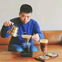 河馬能打過犀牛嗎：河馬與犀牛誰更厲害河馬與犀牛誰更厲害