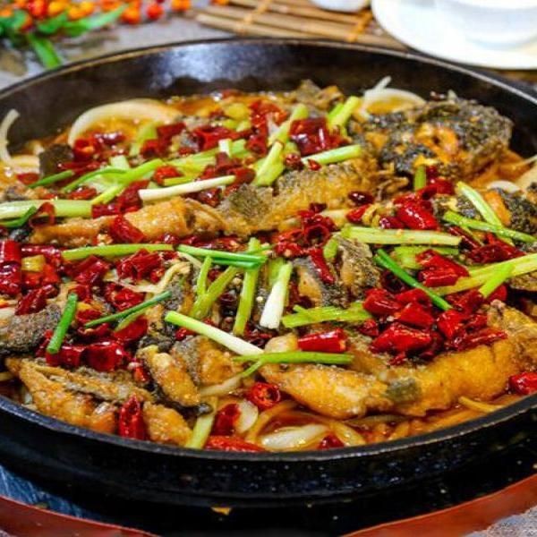 家庭鐵板烤魚做法：**《家庭鐵板烤魚做法》