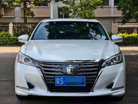 皇冠二手車價格：豐田皇冠二手車價格大概是多少 皇冠二手車價格：豐田皇冠二手車價格大概是多少 龍魚論壇 第8張