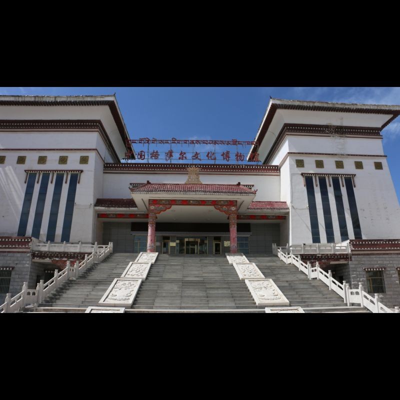 果洛藏族自治州水族館：探秘雪域高原的藍色瑰寶——果洛藏族自治州水族館