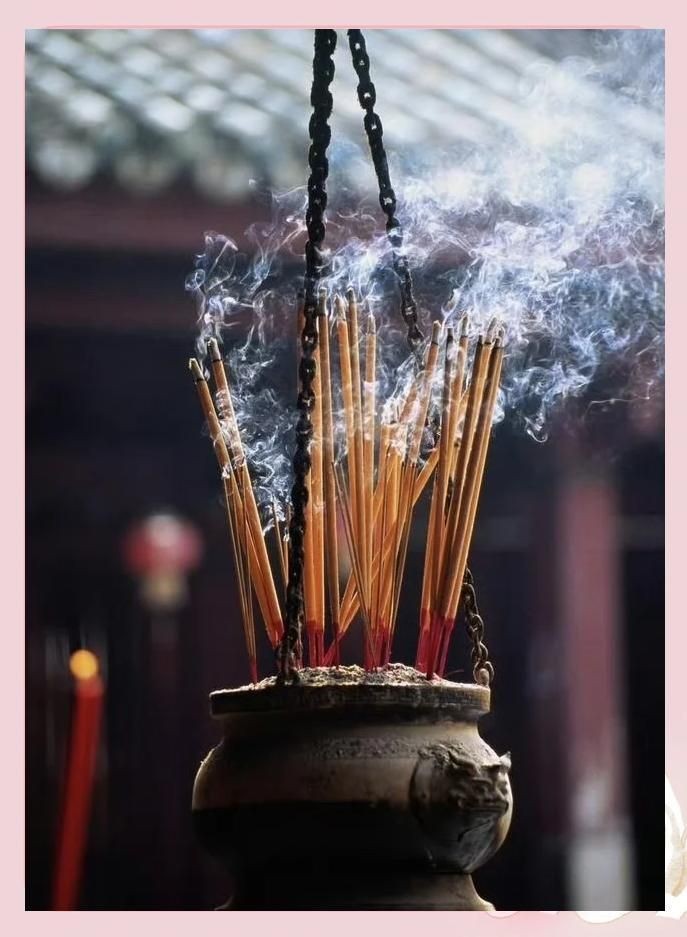 埋葬死魚算不算陰德：“埋葬死魚算不算陰德”這一問(wèn)題觸及傳統(tǒng)倫理、民俗信仰與現(xiàn)代生態(tài)觀念的交織 埋葬死魚算不算陰德：“埋葬死魚算不算陰德”這一問(wèn)題觸及傳統(tǒng)倫理、民俗信仰與現(xiàn)代生態(tài)觀念的交織 龍魚百科 第5張