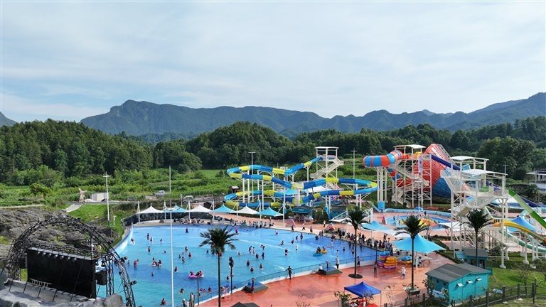 黟縣水族店|關于“黟縣水族店”的一段300-400字 黟縣水族店|關于“黟縣水族店”的一段300-400字 全國水族館企業名錄 第1張
