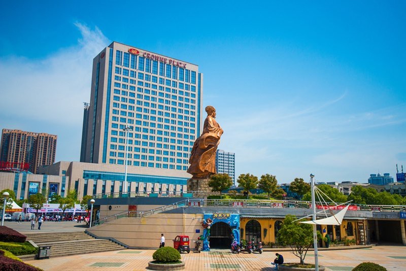 襄陽襄城水族店|襄陽海昌海洋探索館 襄陽襄城水族店|襄陽海昌海洋探索館 全國水族館企業(yè)名錄 第1張