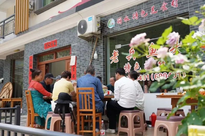 遂昌龍魚店|焦灘魚頭一條街的具體地址在哪里遂昌吃魚啦~錢江晚報