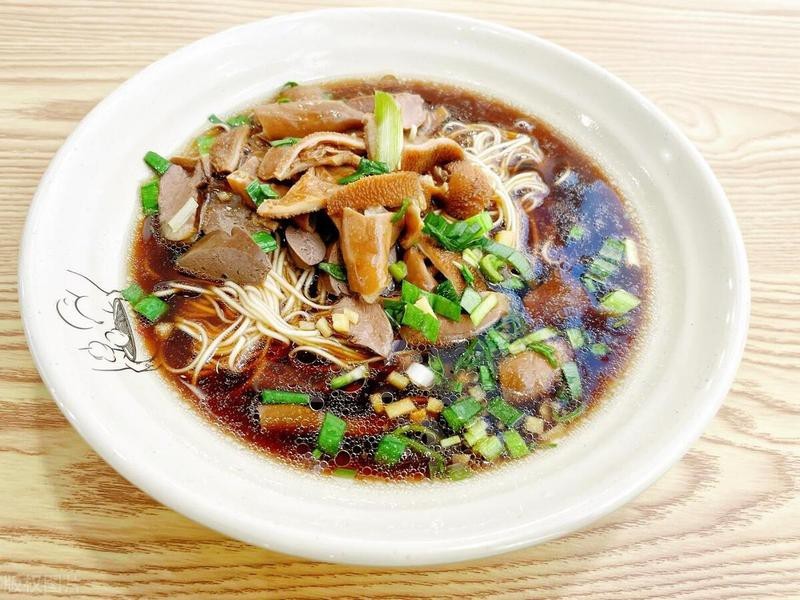 高平龍魚店|如何判斷高平龍魚店是否正宗