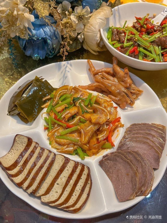 漢南龍魚店|武漢漢南區龍魚店有哪些品種如何聯系漢南區的龍魚店 漢南龍魚店|武漢漢南區龍魚店有哪些品種如何聯系漢南區的龍魚店 全國水族館企業名錄 第2張