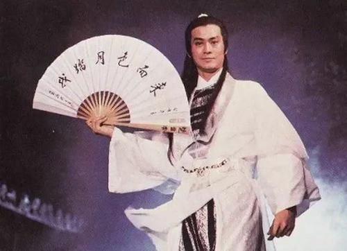 三排珠鱗在古龍作品中的作用|【古龍武俠宇宙時間線】
