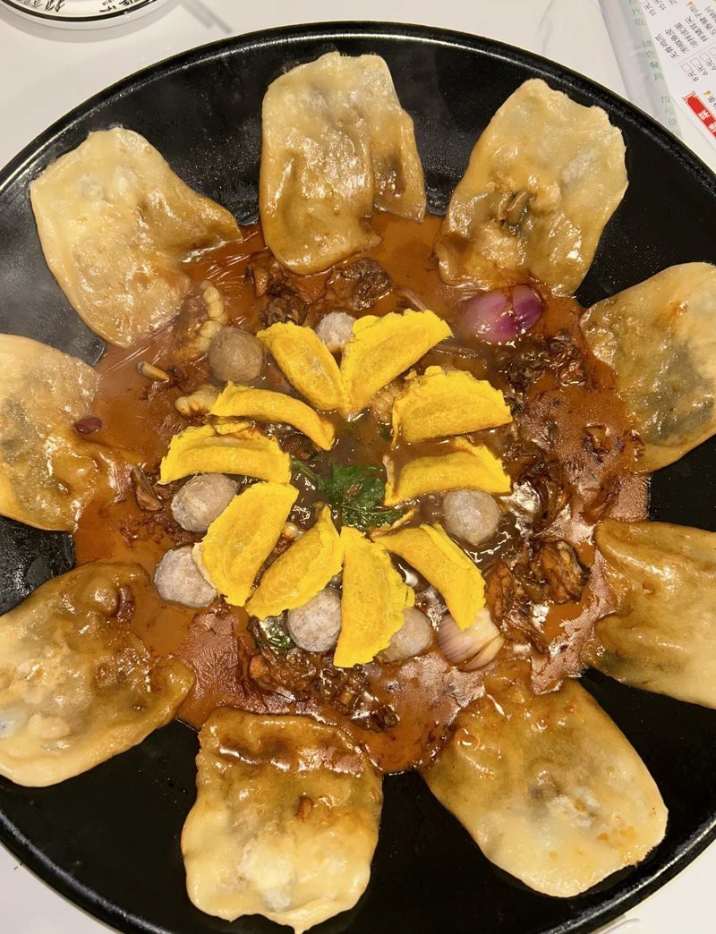 淮濱龍魚店|廣東聚龍灣龍魚(廣州店)和南信水族龍魚貿易