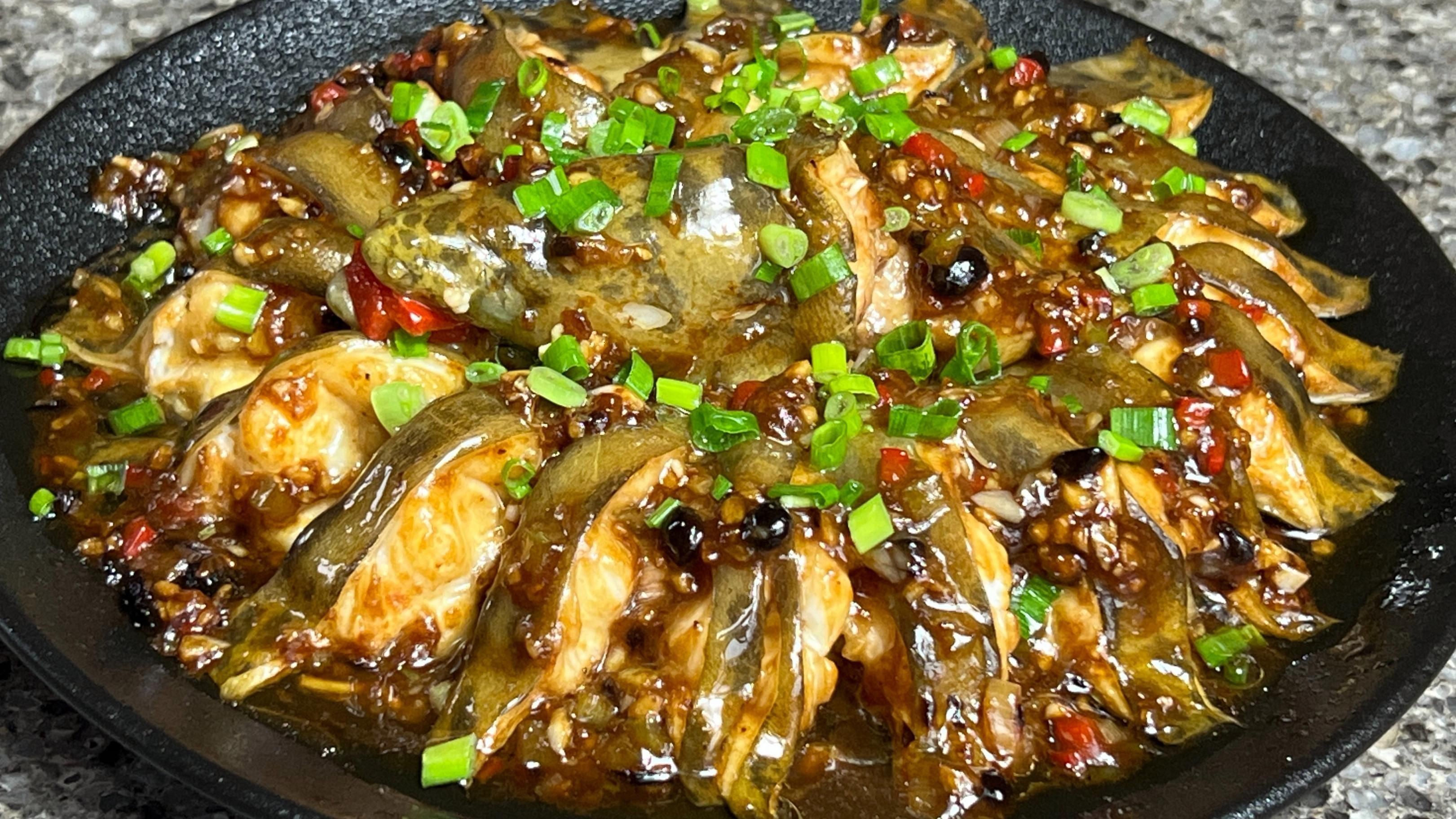 鰻魚(yú)的做法大全|智能模式回答完成調(diào)用工具：今天吃什么以下是幾種常見(jiàn)的鰻魚(yú)