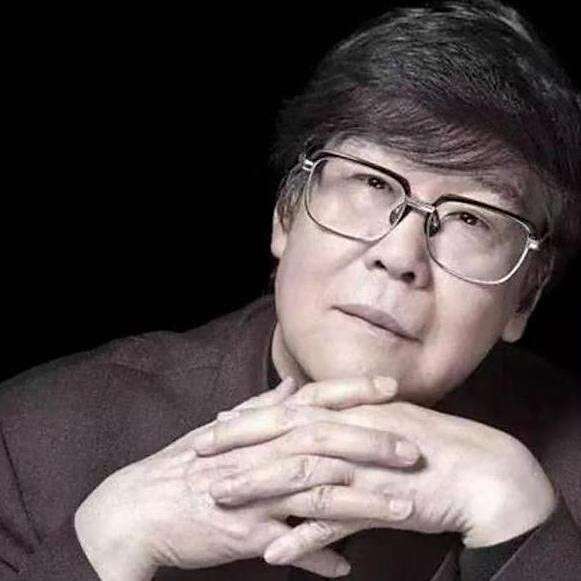 有沒有以張字命名的龍雕塑？【張富文的《夢中驚龍》有哪些作品？】
