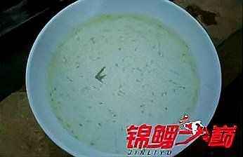 錦鯉1-2個月變化圖【錦鯉一年能長多少厘米】