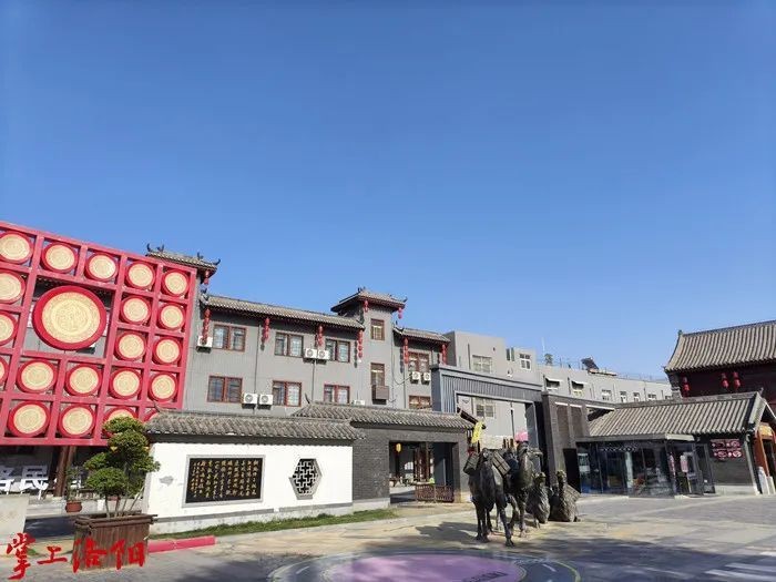 瀍河回族龍魚店【【文旅瀍河】體驗別樣“穿越之旅”!】 瀍河回族龍魚店【【文旅瀍河】體驗別樣“穿越之旅”!】 全國水族館企業名錄 第2張