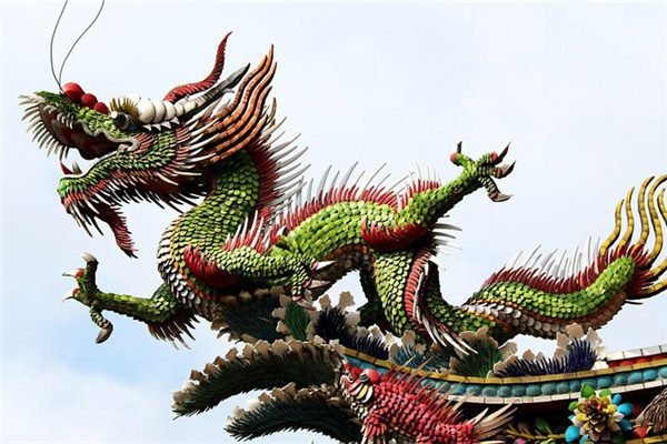 龍最忌三種顏色【屬龍人最需規(guī)避的三種顏色】 龍最忌三種顏色【屬龍人最需規(guī)避的三種顏色】 龍魚論壇 第1張
