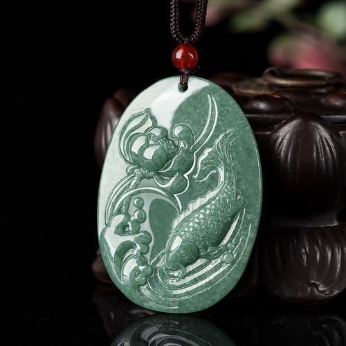 翡翠荷花魚圖案大全【淘寶網，糯冰種荷花魚翡翠吊墜讓我驚艷了整個夏天】