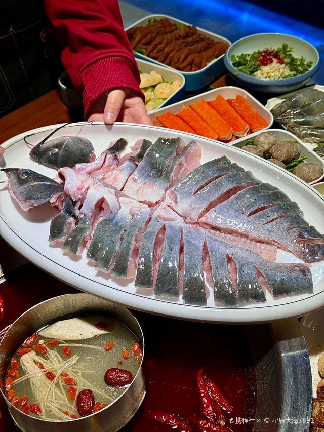 石拐龍魚店【石拐地區特色魚店】