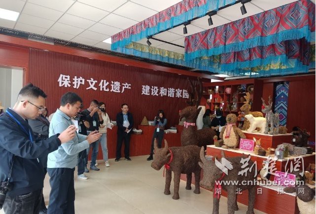 都安瑤族龍魚店【廣西都安瑤族自治縣兩條精品線路帶你探秘布努瑤文化&】