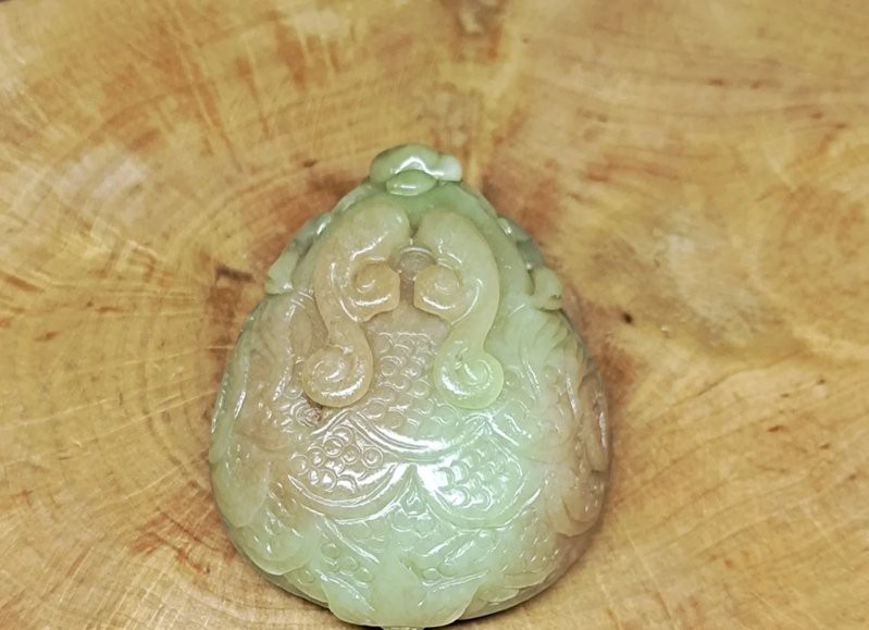 如何鑒別龍龜的真偽？【如何辨別真假岫玉龍龜】