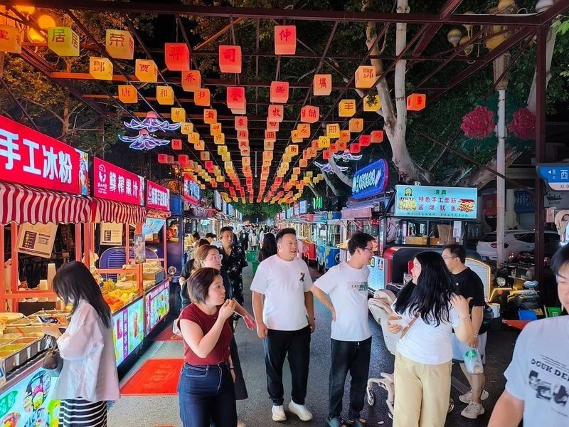 西工龍魚店【洛陽西工龍魚店有哪些品種有沒有在西工小街吃遍洛陽】