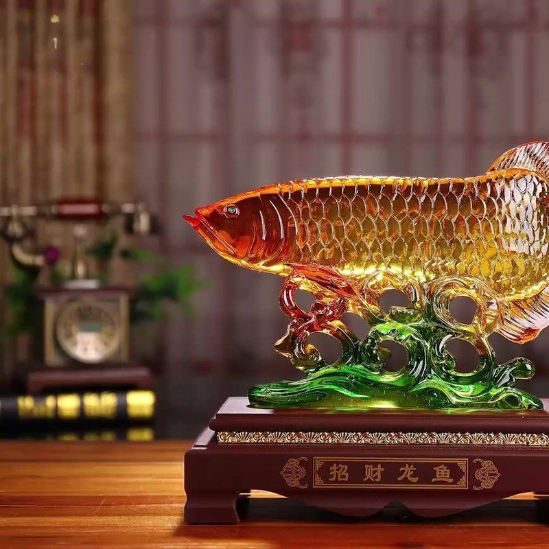 金龍魚高清圖片可以做什么用？【金龍魚掛畫讓家更有格調的秘密淘寶網金龍魚擺件寓意深】