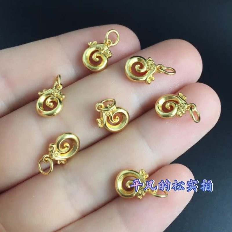 龍頭魚飾品有哪些款式？【一條金龍魚帶來的好運與優(yōu)雅】