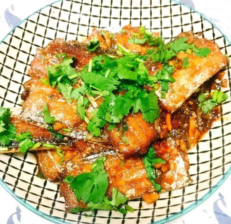 紅燒刀魚家庭做法【紅燒刀魚家庭詳細做法】