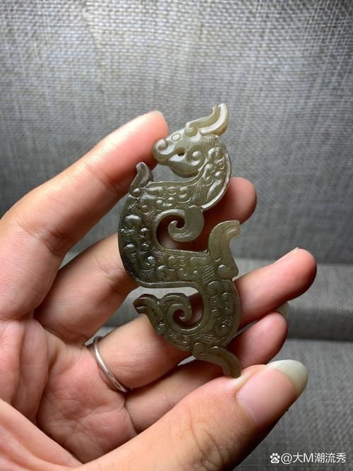 龍玉圖片【《龍玉圖片：探尋神秘瑰寶的視覺呈現》】