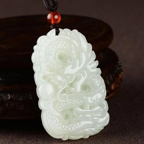 龍玉圖片【《龍玉圖片：探尋神秘瑰寶的視覺呈現》】