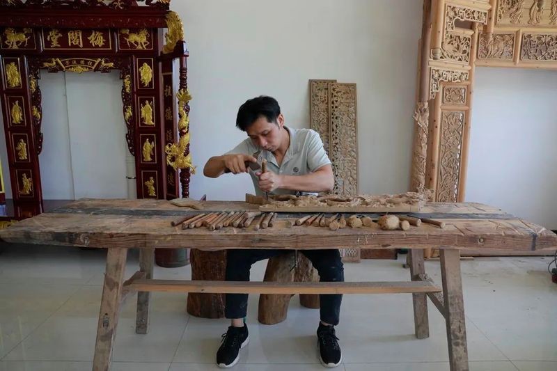 龍魚雕刻的加工工藝有哪些？【桂陽·湘南木雕非遺傳承:龍魚雕刻的加工工藝】