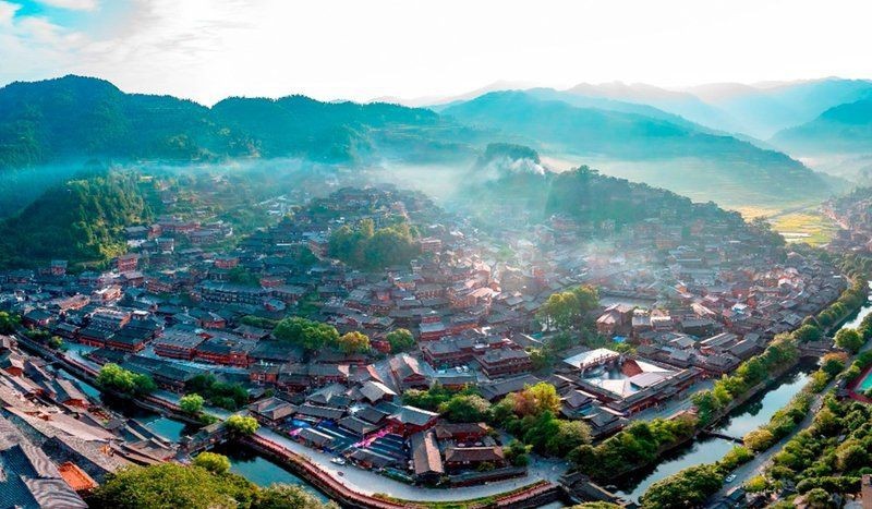 貴州千戶苗寨在貴州哪個(gè)地方【中國最大的苗族聚居村寨之一，被譽(yù)為“千戶苗寨”之一】 貴州千戶苗寨在貴州哪個(gè)地方【中國最大的苗族聚居村寨之一，被譽(yù)為“千戶苗寨”之一】 龍魚論壇 第1張