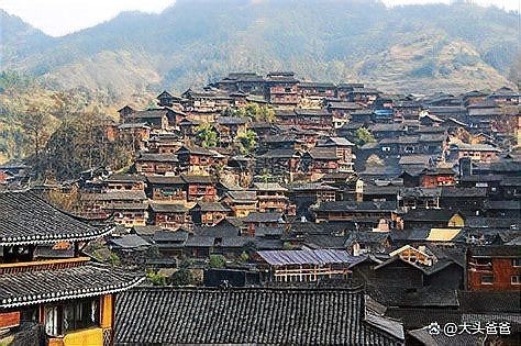 貴州千戶苗寨在貴州哪個(gè)地方【中國最大的苗族聚居村寨之一，被譽(yù)為“千戶苗寨”之一】 貴州千戶苗寨在貴州哪個(gè)地方【中國最大的苗族聚居村寨之一，被譽(yù)為“千戶苗寨”之一】 龍魚論壇 第9張