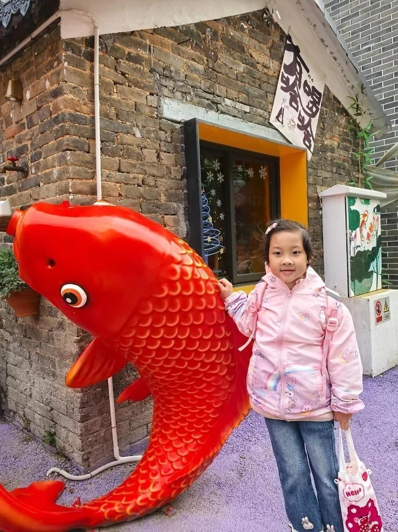 錦鯉幼崽圖片【《錦鯉幼崽圖片：靈動水世界的奇妙初現》】 錦鯉幼崽圖片【《錦鯉幼崽圖片：靈動水世界的奇妙初現》】 龍魚百科 第9張