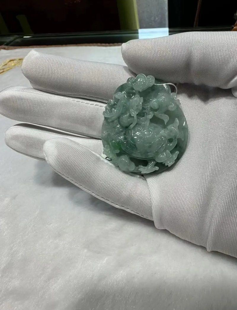 龍龜放魚缸是吉還是兇【揭秘龍龜的風水作用】