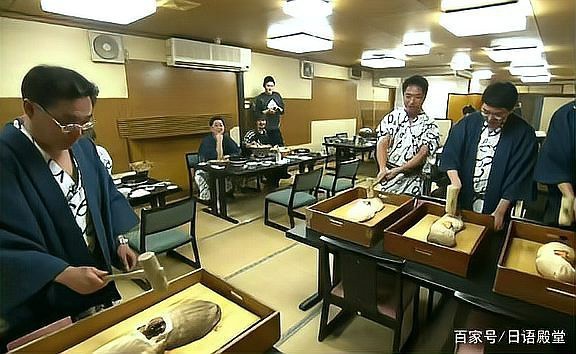 日本人最愛(ài)吃的10種魚【日本人最愛(ài)吃的10種魚，三文魚是常見(jiàn)之選】