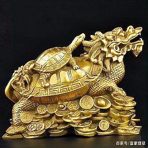 能否提供《云間鱗夢》的完整劇情，《云間鱗夢》何時發布《云間鱗夢》的故事背景是什么