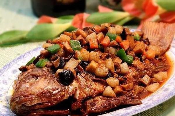 鯛魚相克食物大全表【《鯛魚相克食物大全表》*與鯛魚相克的食物搭配】