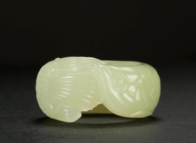 有哪些著名的金龍魚(yú)玉雕大師？【如何鑒別金龍魚(yú)玉雕大師的真?zhèn)巍? title=
