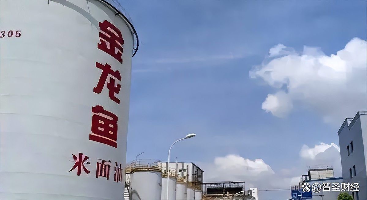 《龍之戰》中龍的肚子被撐大有何寓意，《龍之戰》中龍肚膨脹有何歷史背景 《龍之戰》中龍的肚子被撐大有何寓意，《龍之戰》中龍肚膨脹有何歷史背景 龍魚百科 第2張