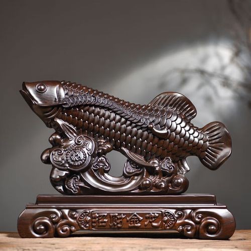 龍魚(yú)擺件家中擺設(shè)圖片【《龍魚(yú)擺件：家中的靈動(dòng)裝飾之美》】