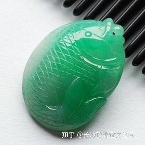 翡翠魚的寓意是什么意思【翡翠魚的寓意與傳統文化內涵探析翡翠魚的五大寓意】 翡翠魚的寓意是什么意思【翡翠魚的寓意與傳統文化內涵探析翡翠魚的五大寓意】 龍魚論壇 第8張
