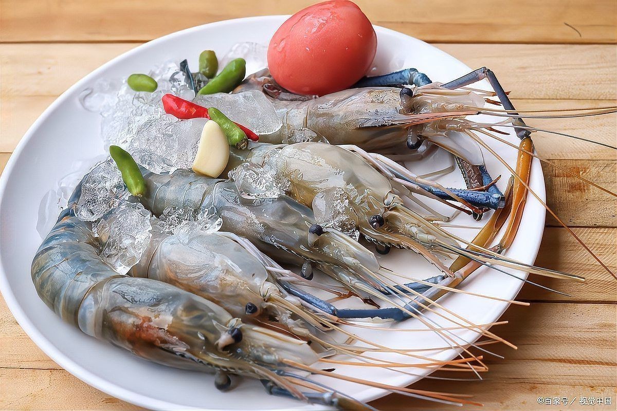紅龍魚煮蝦最忌三種原因【紅龍魚煮蝦存在諸多禁忌其中三種尤為關鍵，火候不當是一大忌】