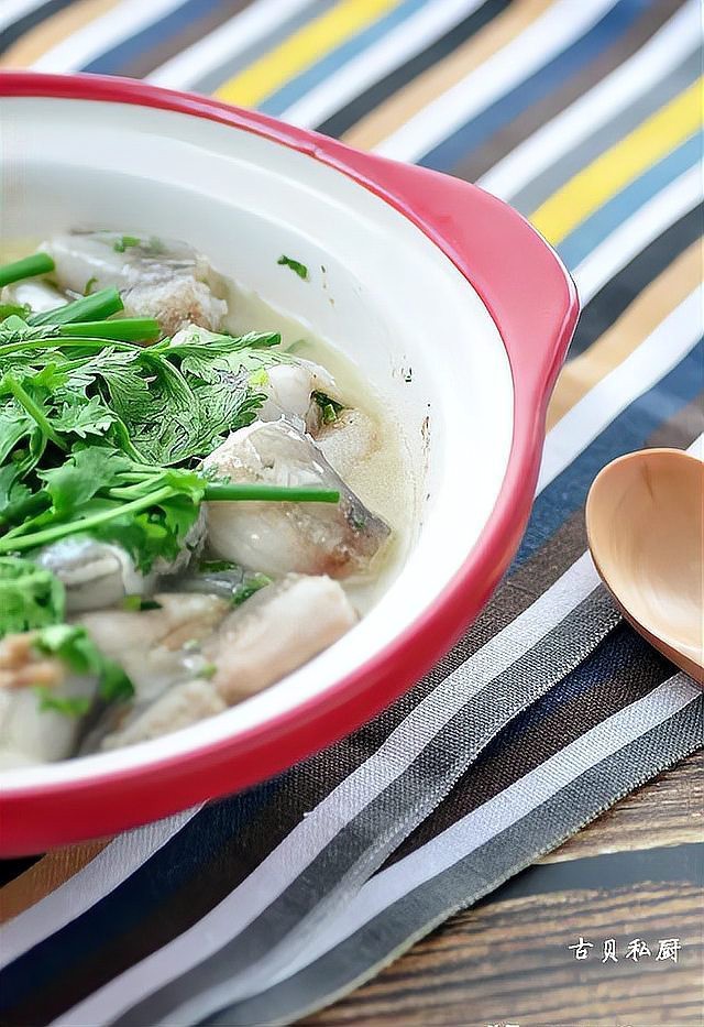 龍魚適合哪些人群食用？【龍頭魚有哪些營養(yǎng)價(jià)值？】 龍魚適合哪些人群食用？【龍頭魚有哪些營養(yǎng)價(jià)值？】 龍魚論壇 第1張