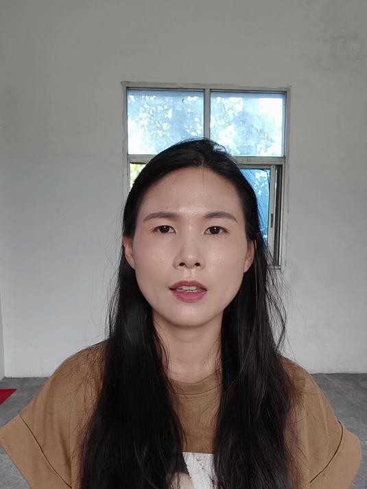 如何判斷紅龍月季需要換盆？