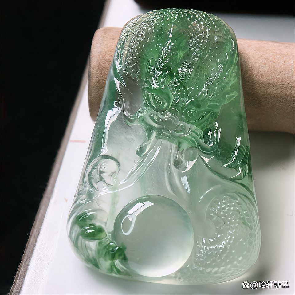 翡翠龍牌適合哪些人戴 翡翠龍牌適合哪些人戴 龍魚論壇 第4張