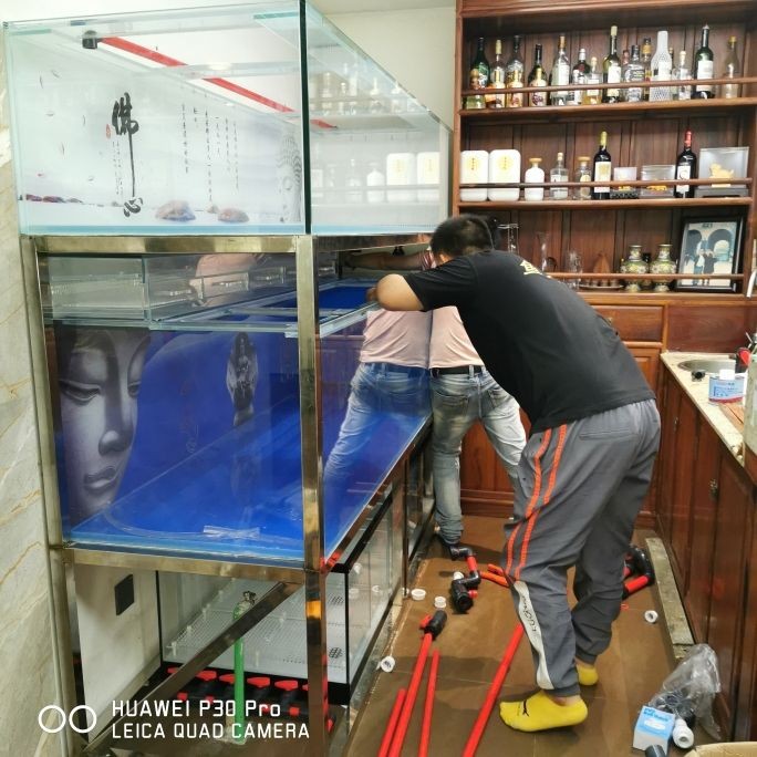 風(fēng)水魚缸適合放在什么位置好（不同形狀魚缸的風(fēng)水意義）