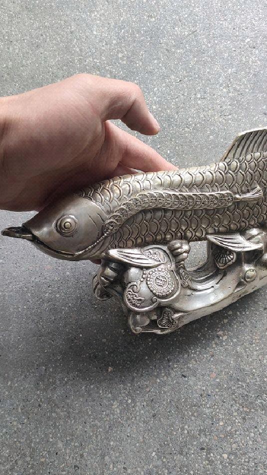 龍魚擺件有哪些材質可選？