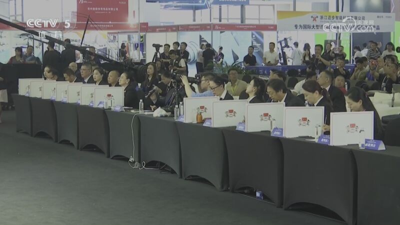 給我推薦一些長(zhǎng)城杯健美比賽的視頻