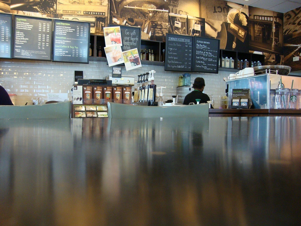 昆區(qū)小宋魚缸店（昆區(qū)小宋魚缸店電話）