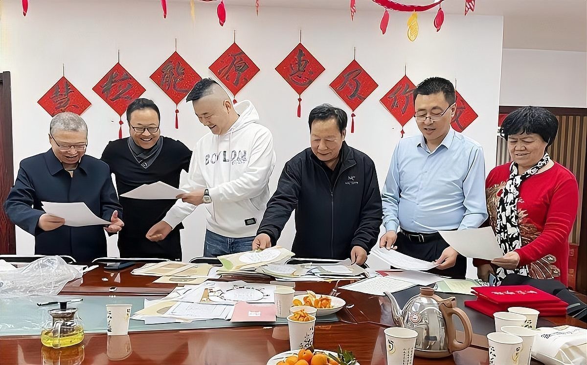 如何參加第五屆全國(guó)長(zhǎng)城杯書(shū)畫(huà)大賽？